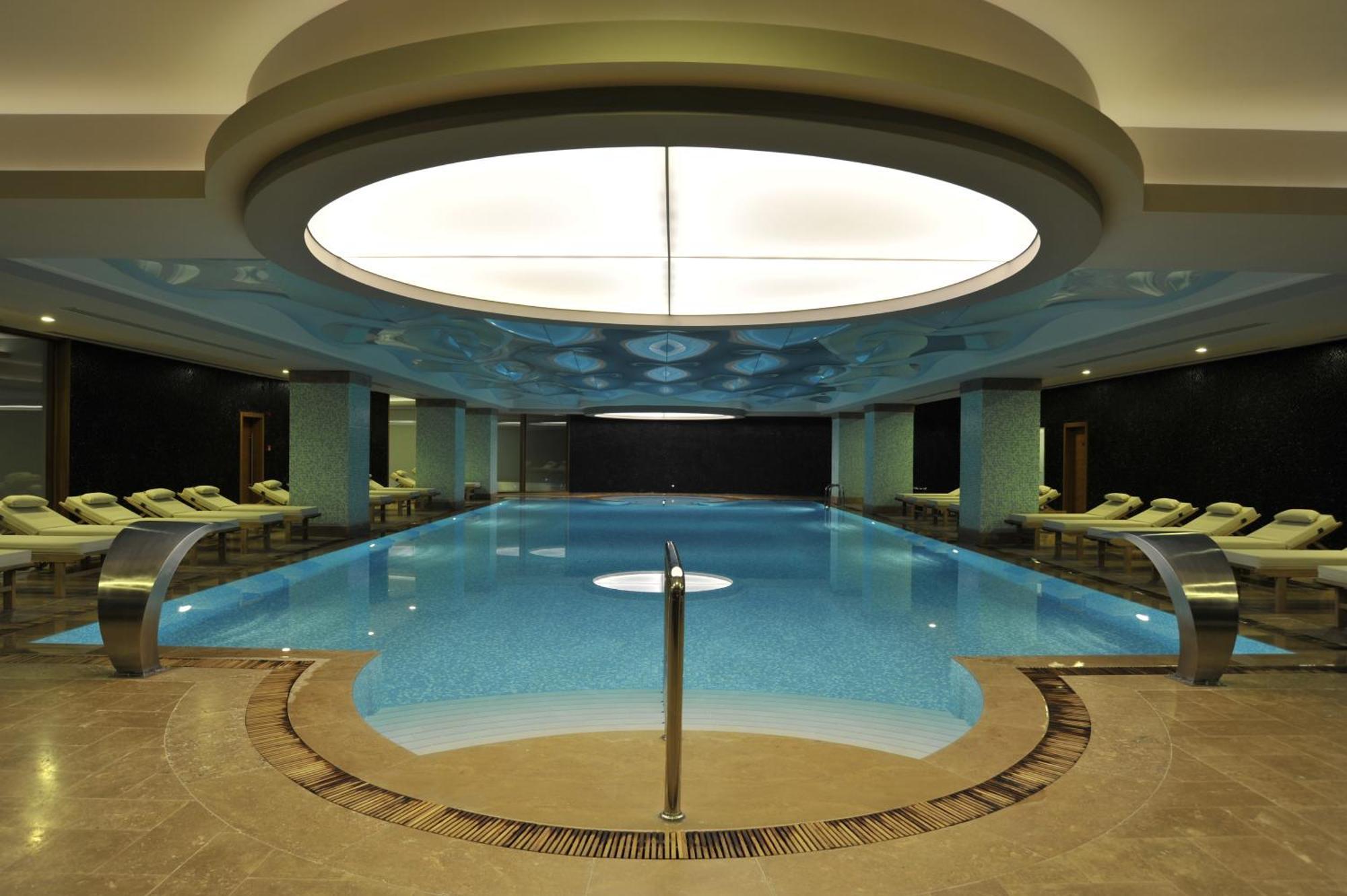 Ramada Plaza Antalya Hotel Exterior photo The pool at the spa