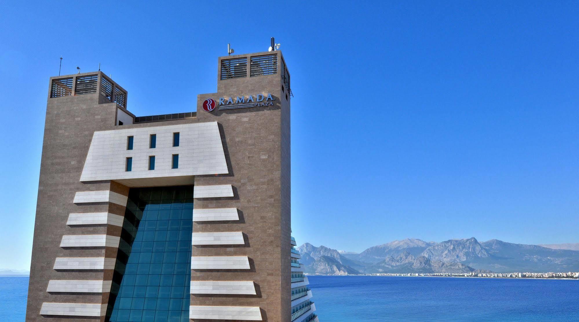 Ramada Plaza Antalya Hotel Exterior photo The hotel